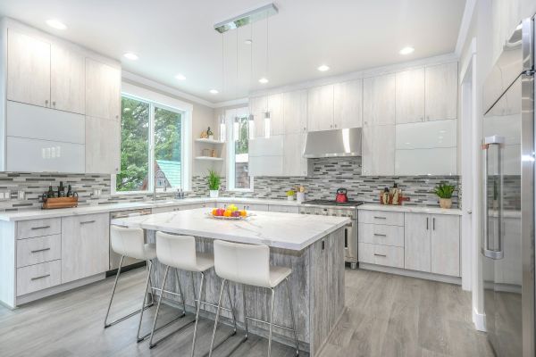Discover the Hottest Kitchen Countertop Material Trends for 2023!